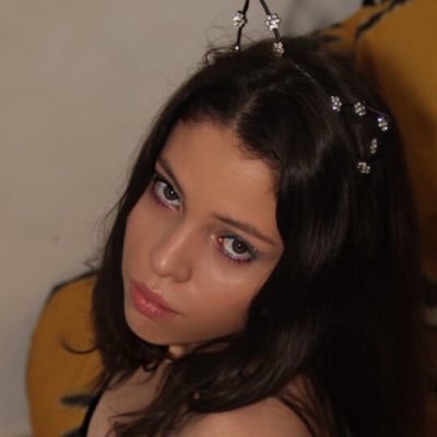 Ale Garcés - Sweet Land and delicious content